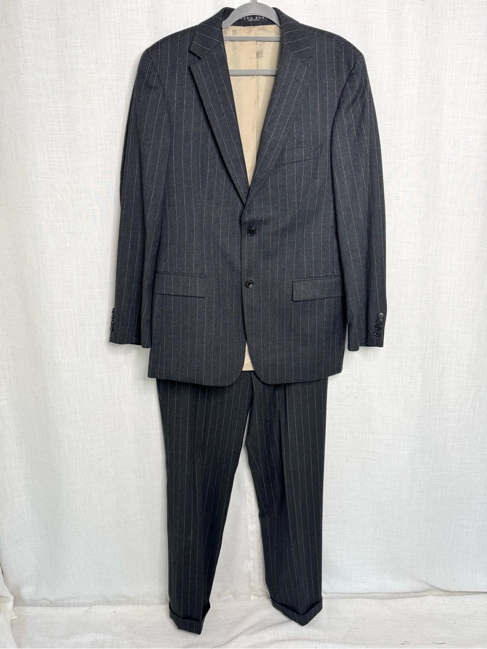 HUGO BOSS Bertolucci Movie 100% Virgin Wool Pinstripe Suit Gray 40R